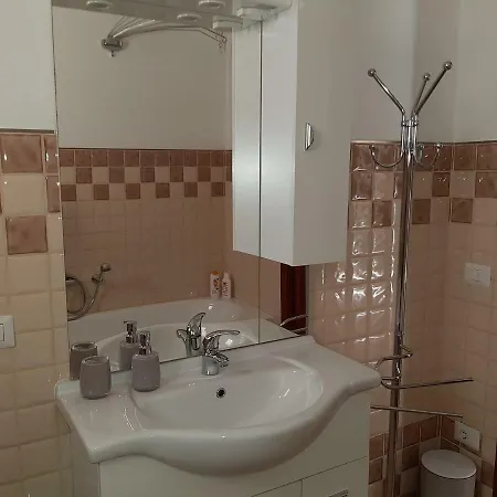 La Casa Di Irene Apartament *